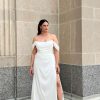 Dresses Kleinfeld Bridal Sheath | Chic And Simple Sheath Gown With Slit