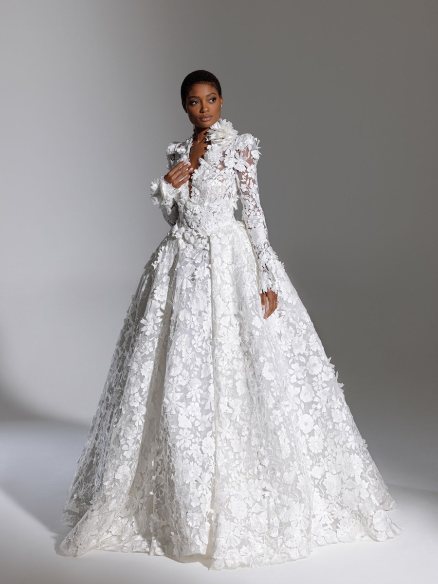 Dresses Kleinfeld Bridal Ball Gown | Long Puff Sleeve V-Neckline Lace Ball Gown Wedding Dress