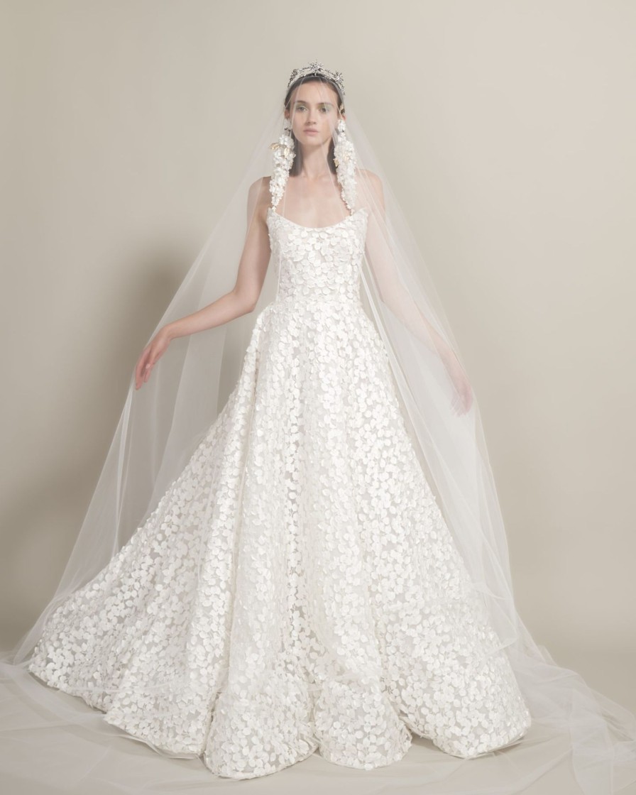 Dresses Kleinfeld Bridal Ball Gown | Chic And Romantic Strapless Ball Gown