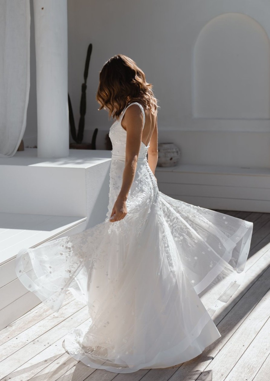 Dresses Kleinfeld Bridal A-Line | Sleeveless A-Line Wedding Dress With Floral Embroidered Tulle