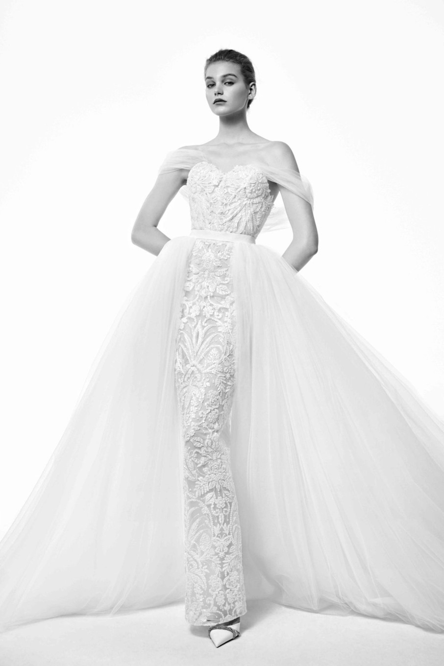 Dresses Kleinfeld Bridal Kleinfeld Exclusives | Beaded Lace Fit And Flare Wedding Dress With Detachable Overskirt