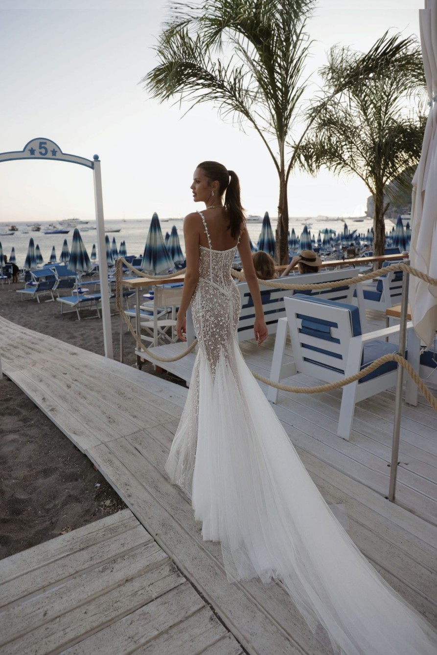 Dresses Kleinfeld Bridal Lace | Romantic Lace And Tulle Mermaid Gown