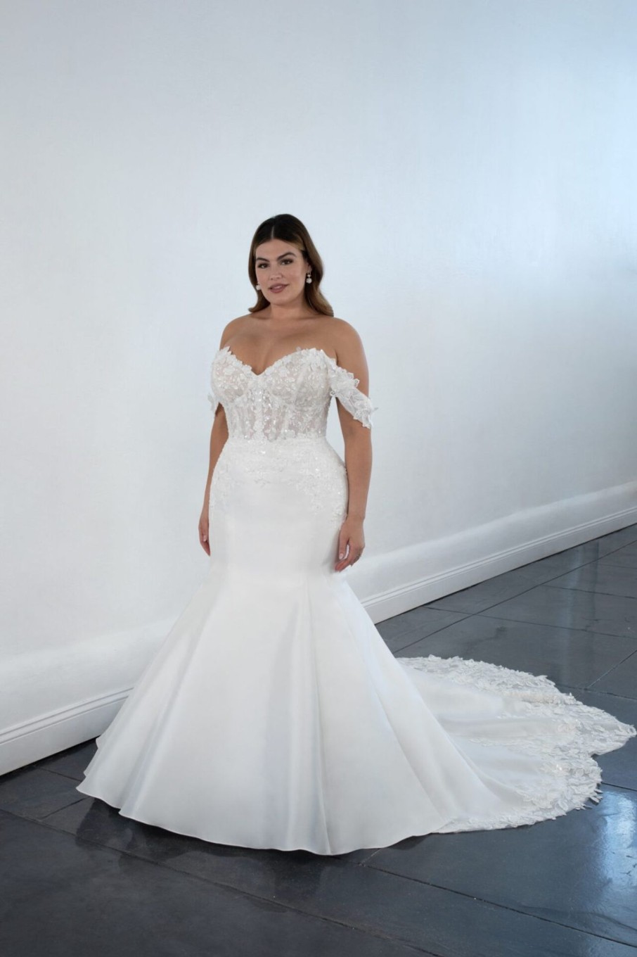 Dresses Kleinfeld Bridal Plus Size Wedding Dresses | Lace Fit And Flare Wedding Dress