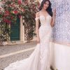 Dresses Kleinfeld Bridal Lace | Romantic And Sexy Lace Fit-And-Flare Gown