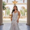 Dresses Kleinfeld Bridal Sexy | Romantic And Sexy Fit-And-Flare Lace Gown