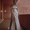 Dresses Kleinfeld Bridal Sexy | Sexy And Modern Sheath Gown With Slit