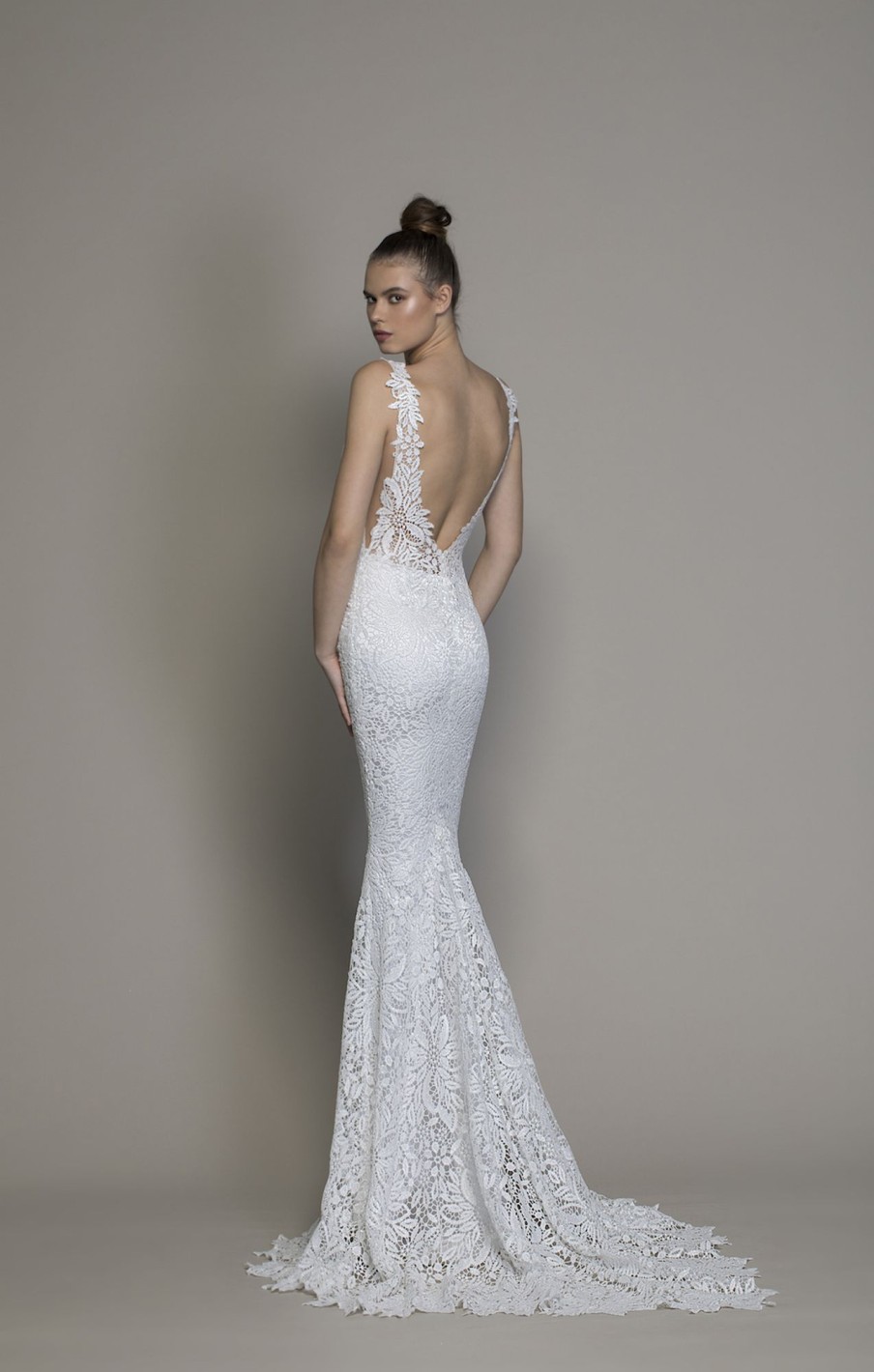 Dresses Kleinfeld Bridal Fit And Flare | All Over Lace V-Neck Sequin Applique Fit And Flare Wedding Dress