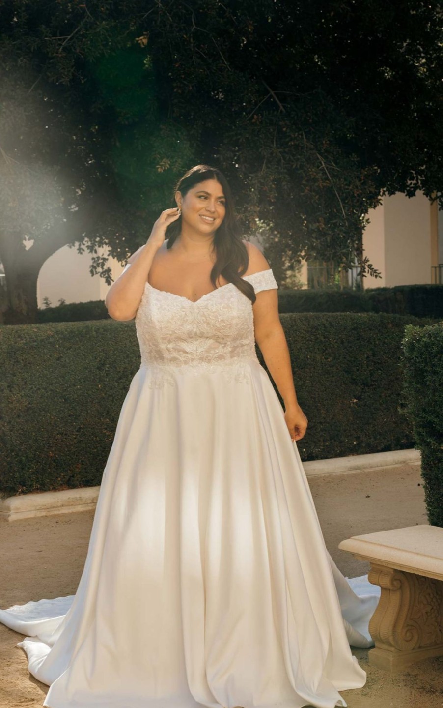 Dresses Kleinfeld Bridal Plus Size Wedding Dresses | Off The Shoulder Ballgown Wedding Dress With Sweetheart Neckline