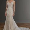 Dresses Kleinfeld Bridal Sexy | V-Neck Lace Fit-And-Flare Gown