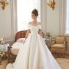 Dresses Kleinfeld Bridal Ball Gown | Chic And Dramatic Off-The-Shoulder Ball Gown