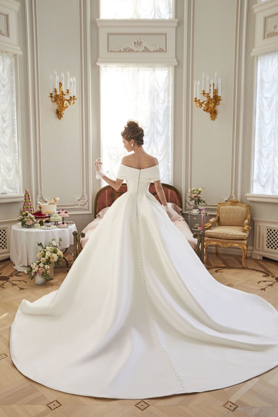 Dresses Kleinfeld Bridal Ball Gown | Chic And Dramatic Off-The-Shoulder Ball Gown