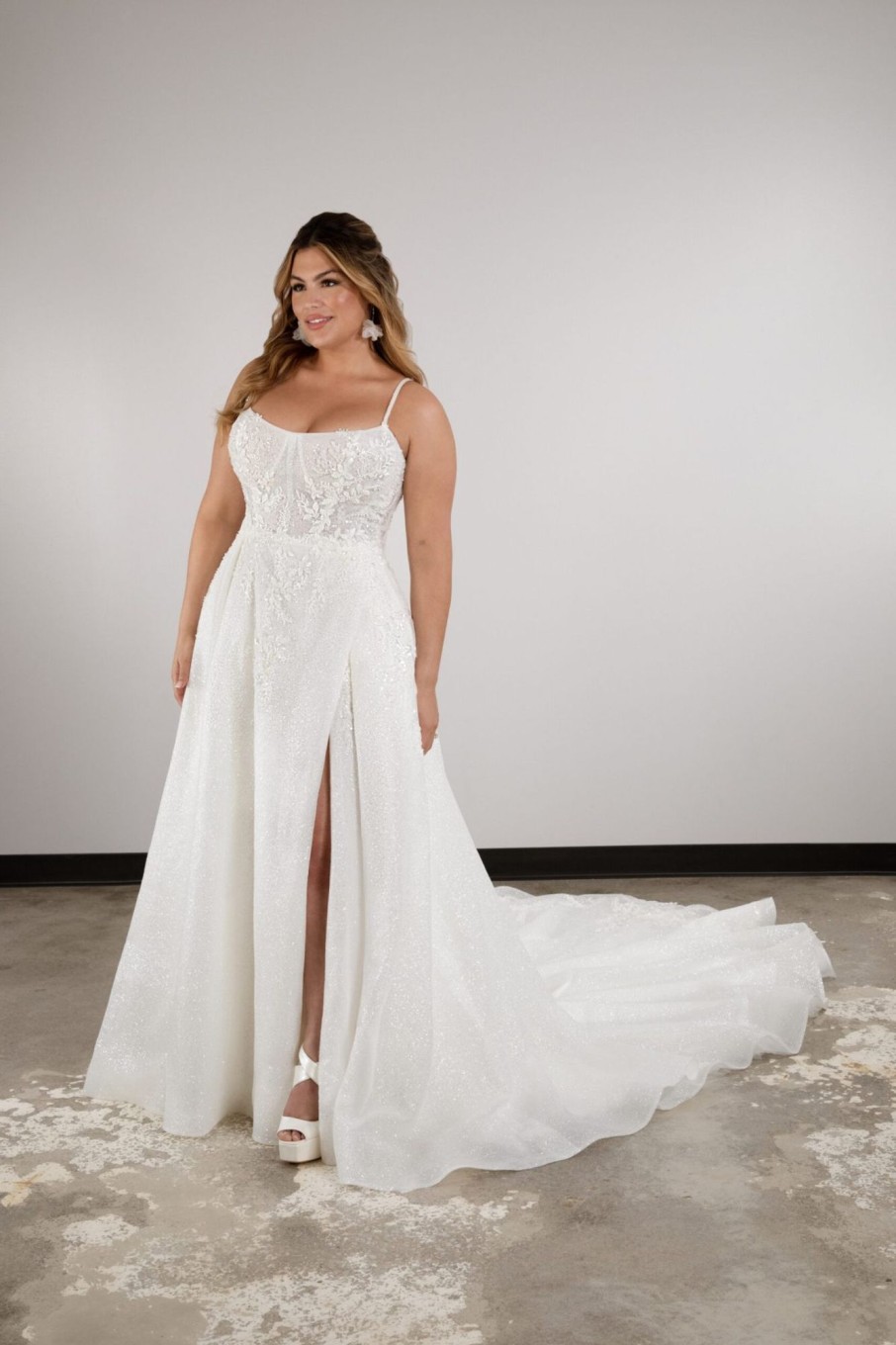 Dresses Kleinfeld Bridal A-Line | Chic And Romantic Corset A-Line Gown With Slit