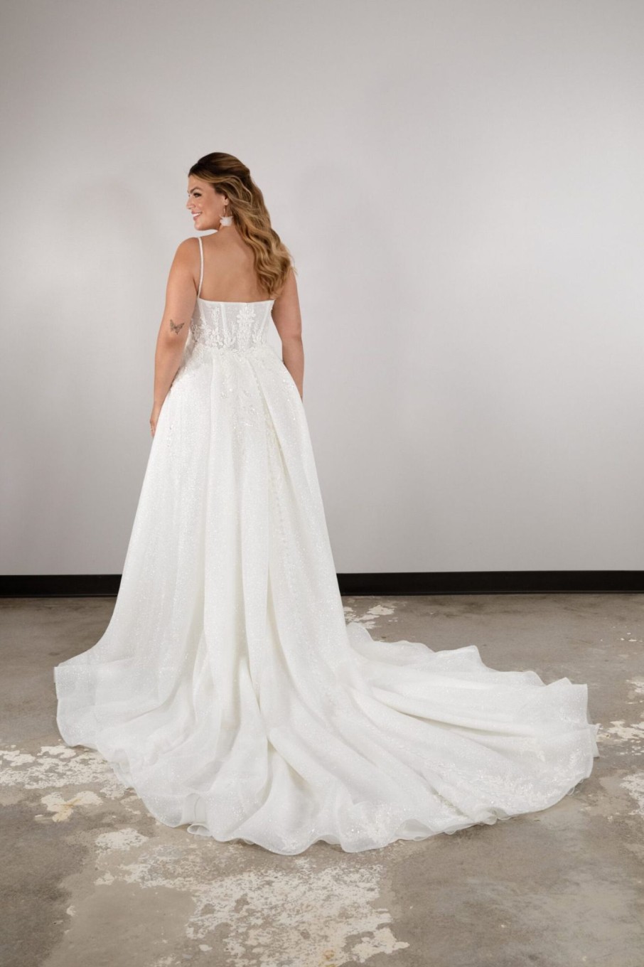 Dresses Kleinfeld Bridal A-Line | Chic And Romantic Corset A-Line Gown With Slit