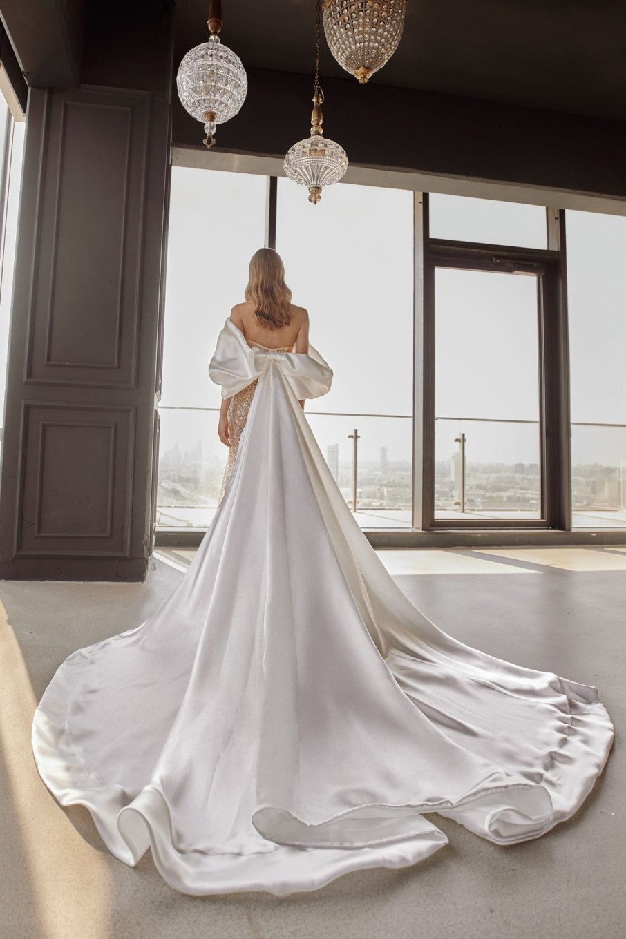 Dresses Kleinfeld Bridal New Wedding Dresses | Dramatic Satin Bow Cape