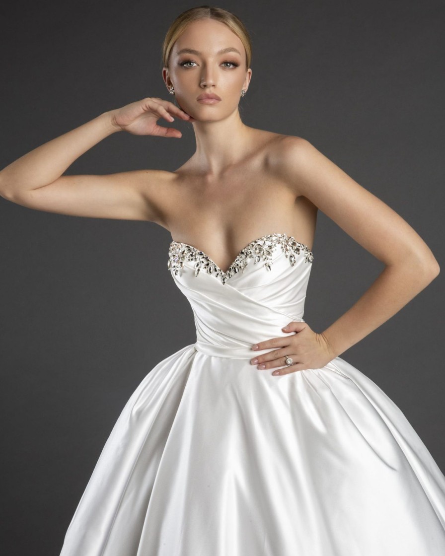 Dresses Kleinfeld Bridal Kleinfeld Exclusives | Sweetheart Neckline Strapless Satin Ball Gown Wedding Dress With Crystals