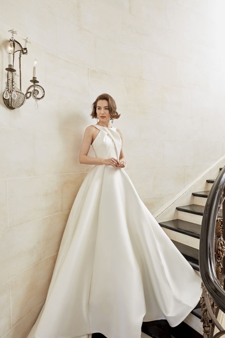 Dresses Kleinfeld Bridal A-Line | Halter Neck Ballgown Wedding Dress