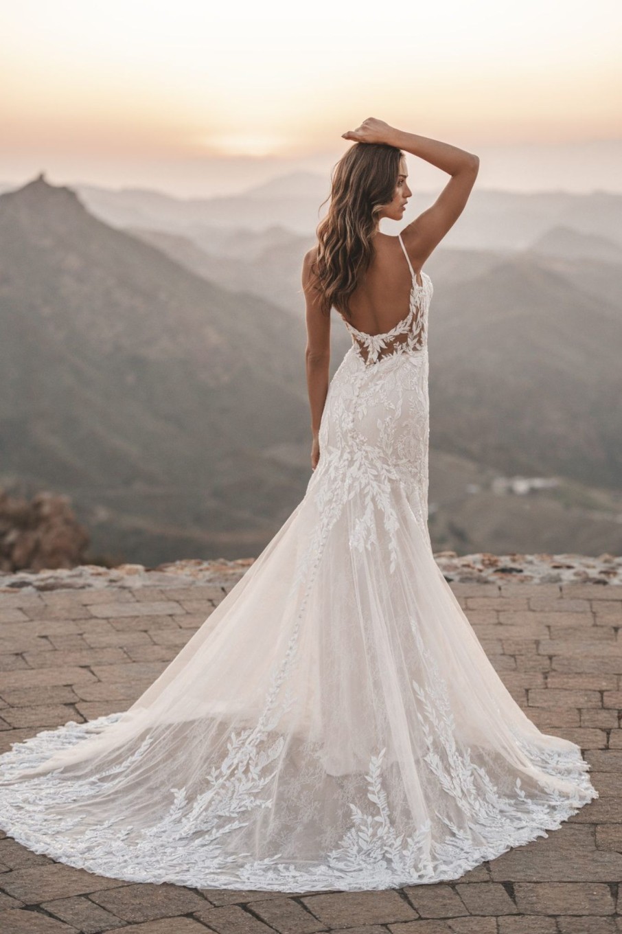 Dresses Kleinfeld Bridal Sexy | Romantic Fit-And-Flare Gown With Low Back