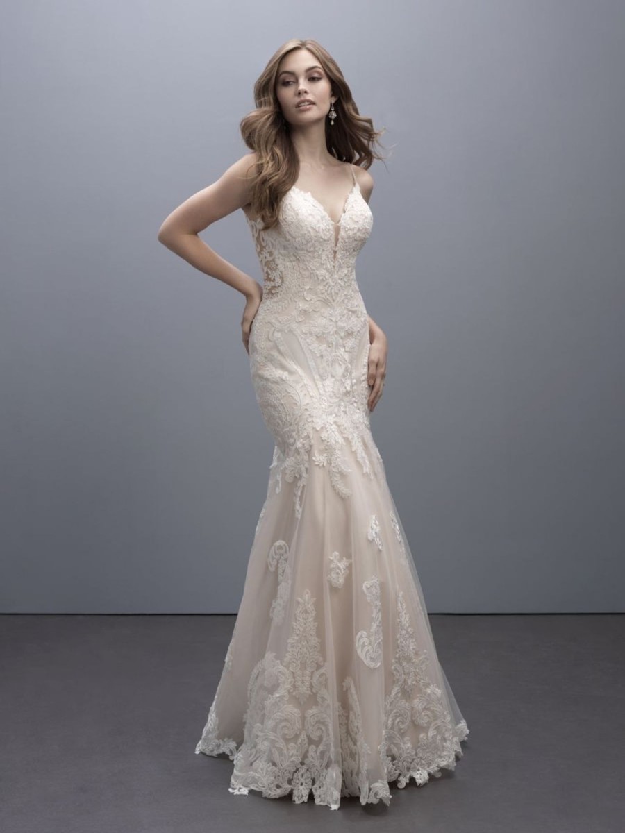 Dresses Kleinfeld Bridal Plus Size Wedding Dresses | Spaghetti Strap Fit And Flare Wedding Dress With Lace Appliques And Back Detail