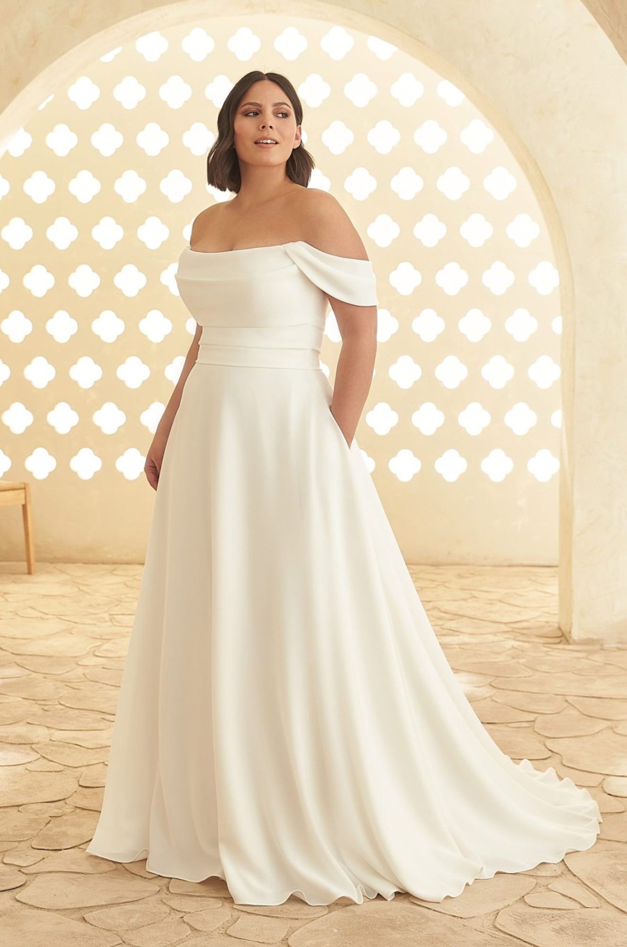 Dresses Kleinfeld Bridal Plus Size Wedding Dresses | Off The Shoulder Ball Gown Wedding Dress With Draped Bodice