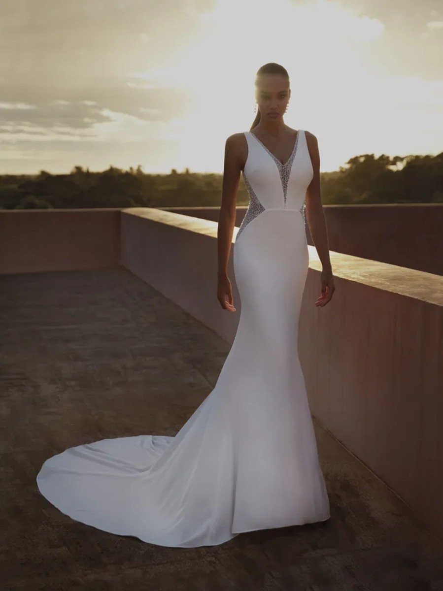 Dresses Kleinfeld Bridal Sexy | Sleek And Modern Sheath Gown With Illusion Detail