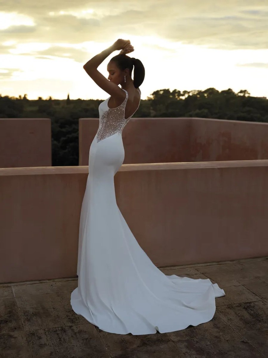 Dresses Kleinfeld Bridal Sexy | Sleek And Modern Sheath Gown With Illusion Detail