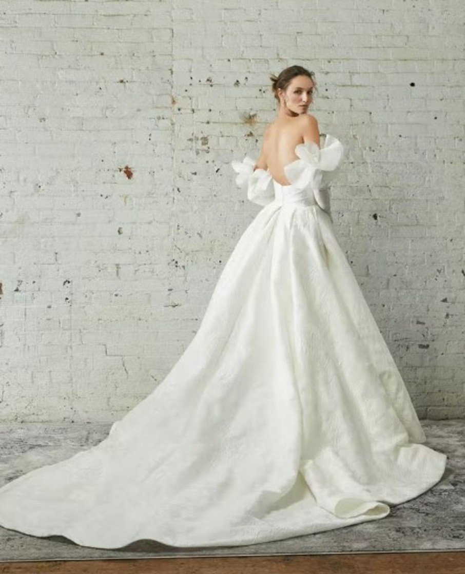 Dresses Kleinfeld Bridal A-Line | Strapless Ball Gown Wedding Dress With Detatchable Sleeves