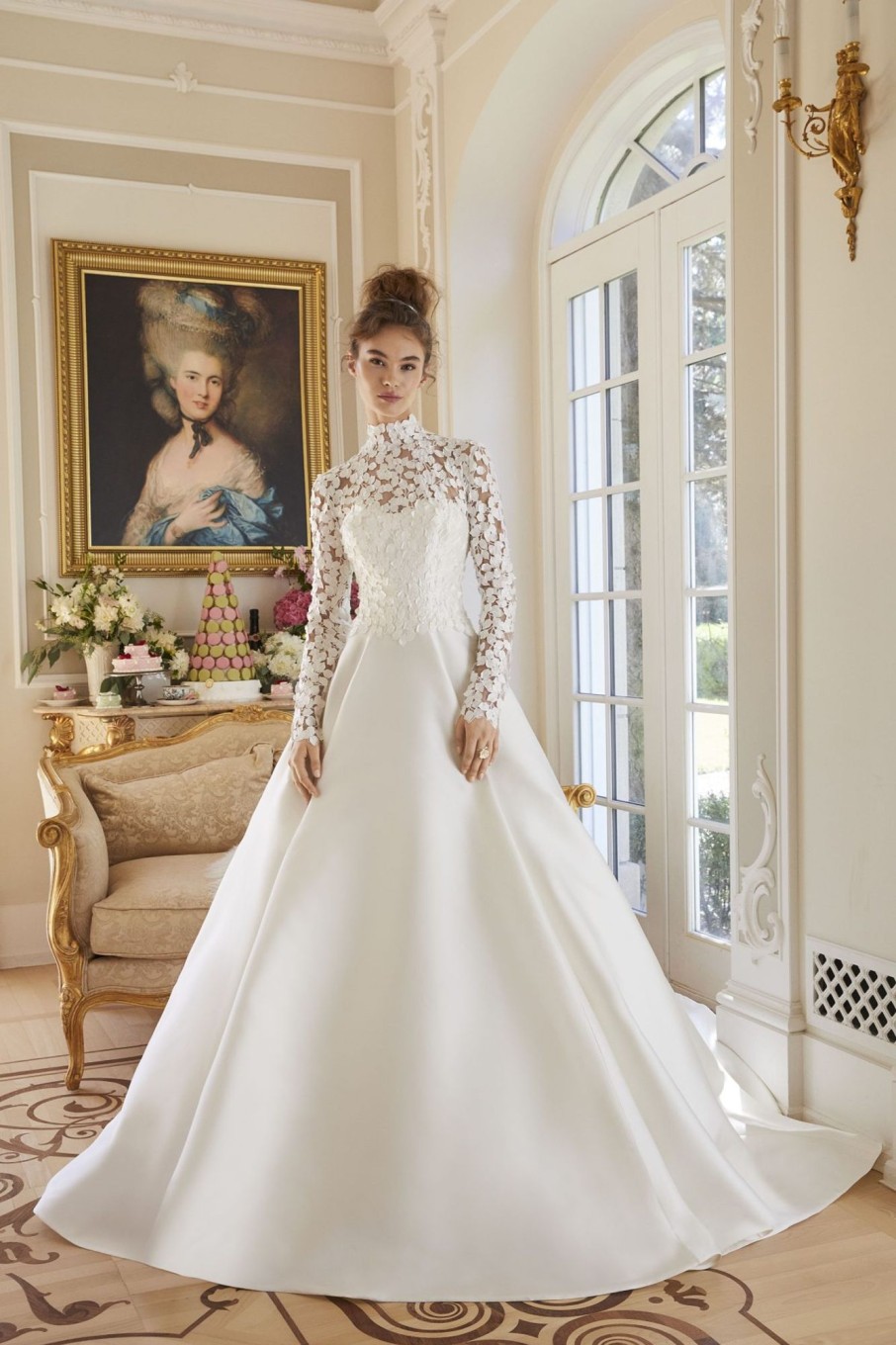 Dresses Kleinfeld Bridal Ball Gown | Chic Mikado Ball Gown With Detachable Bolero And Bow