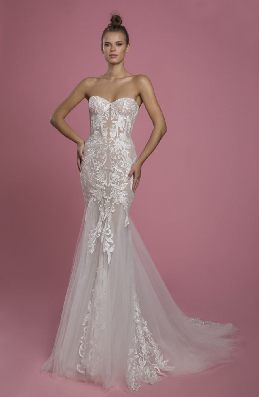 Dresses Kleinfeld Bridal Mermaid | Strapless Sweetheart Neckline Mermaid Wedding Dress With Lace Applique And Tulle Skirt