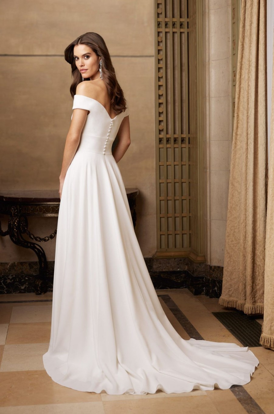 Dresses Kleinfeld Bridal Plus Size Wedding Dresses | Off-The-Shoulder Classic Gown