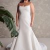 Dresses Kleinfeld Bridal Fit And Flare | Chic And Simple Fit-And-Flare Gown With Buttons