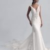 Dresses Kleinfeld Bridal Plus Size Wedding Dresses | Sleeveless V-Neckline Fit And Flare Wedding Dress With Beadwork Throughout