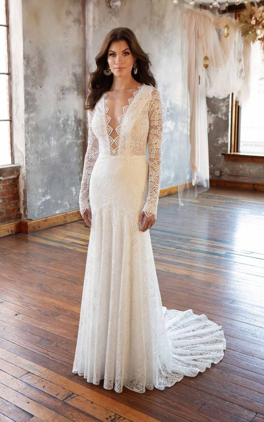 Dresses Kleinfeld Bridal Lace | Long Sleeve Lace Deep V-Neckline Fit And Flare Wedding Dress