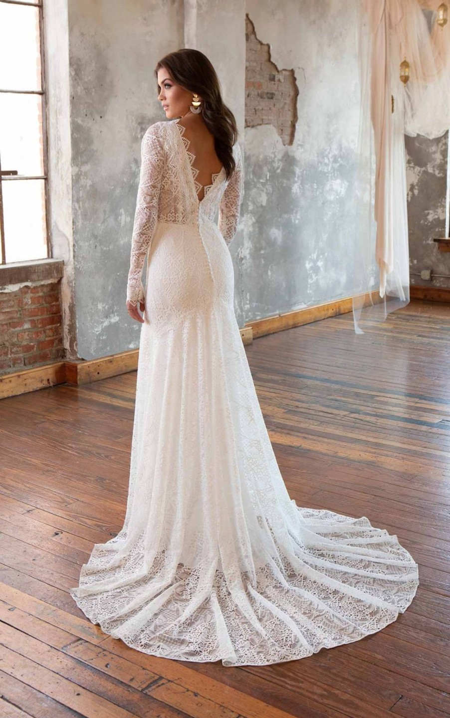 Dresses Kleinfeld Bridal Lace | Long Sleeve Lace Deep V-Neckline Fit And Flare Wedding Dress