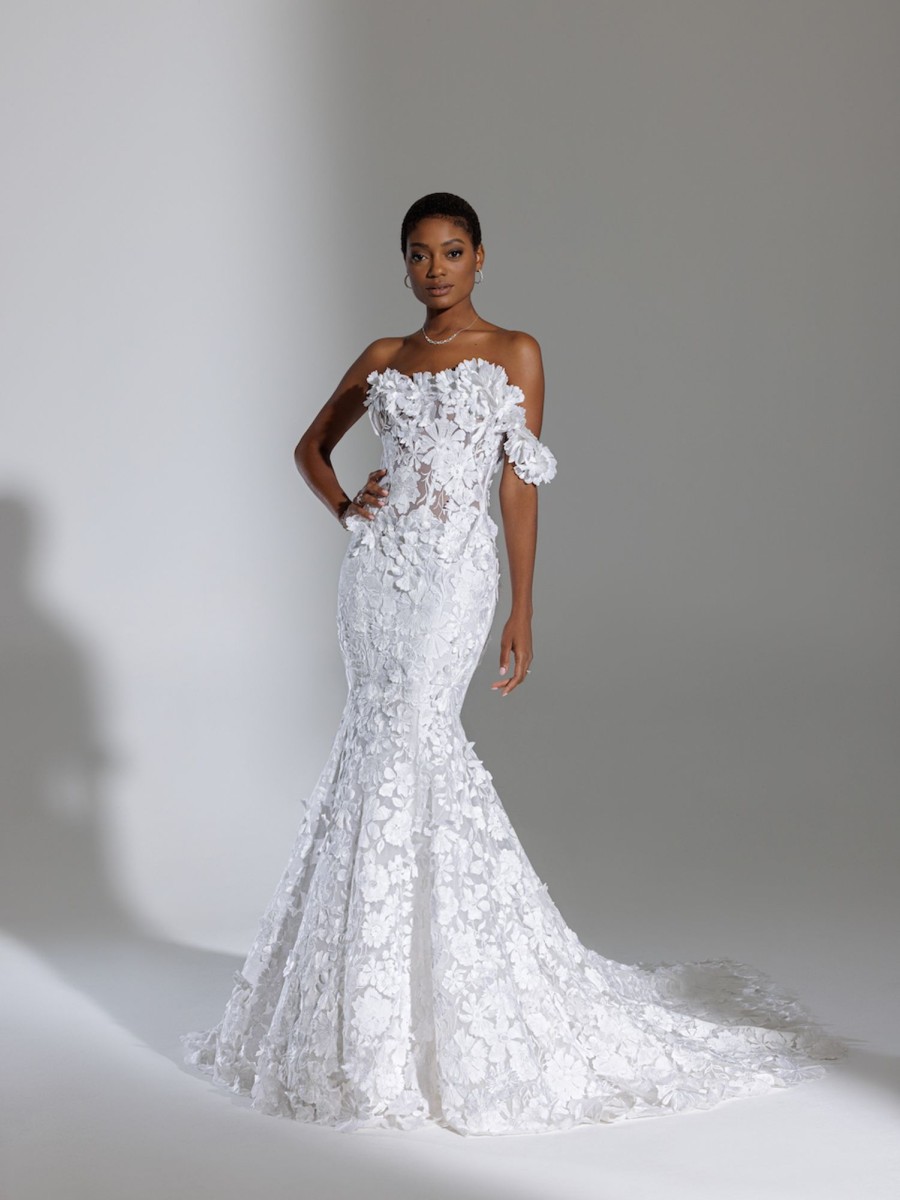 Dresses Kleinfeld Bridal Kleinfeld Exclusives | Embroidered Fit And Flare Wedding Dress With Off The Shoulder Strap