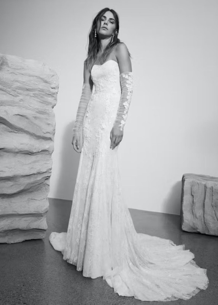 Dresses Kleinfeld Bridal Lace | Strapless Lace Fit And Flare Wedding Dress