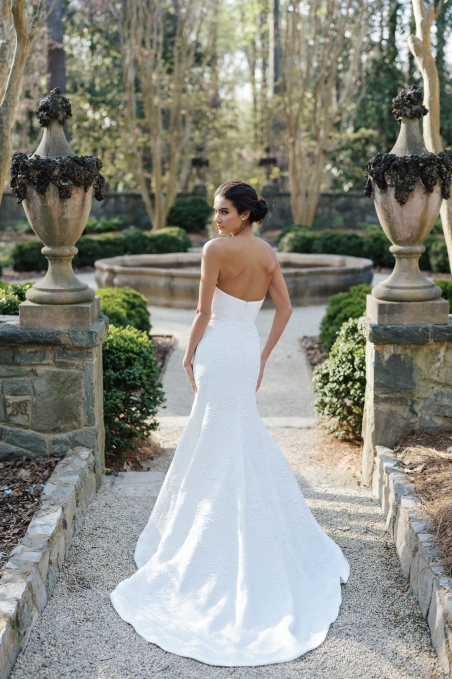 Dresses Kleinfeld Bridal Fit And Flare | Modern And Chic Jacquard Fit-And-Flare Gown