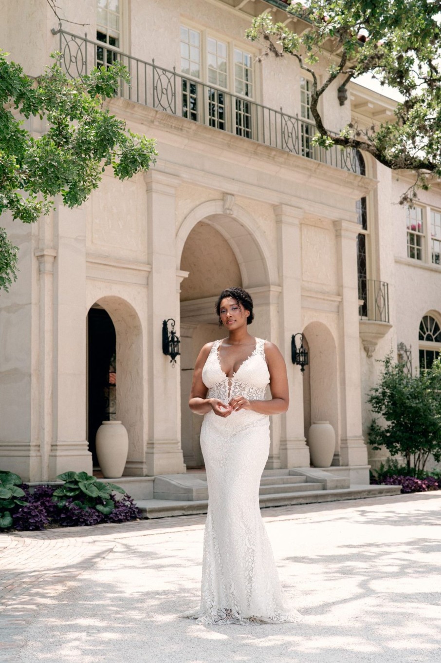 Dresses Kleinfeld Bridal Plus Size Wedding Dresses | All Over Lace V-Neck Sequin Applique Fit And Flare Wedding Dress