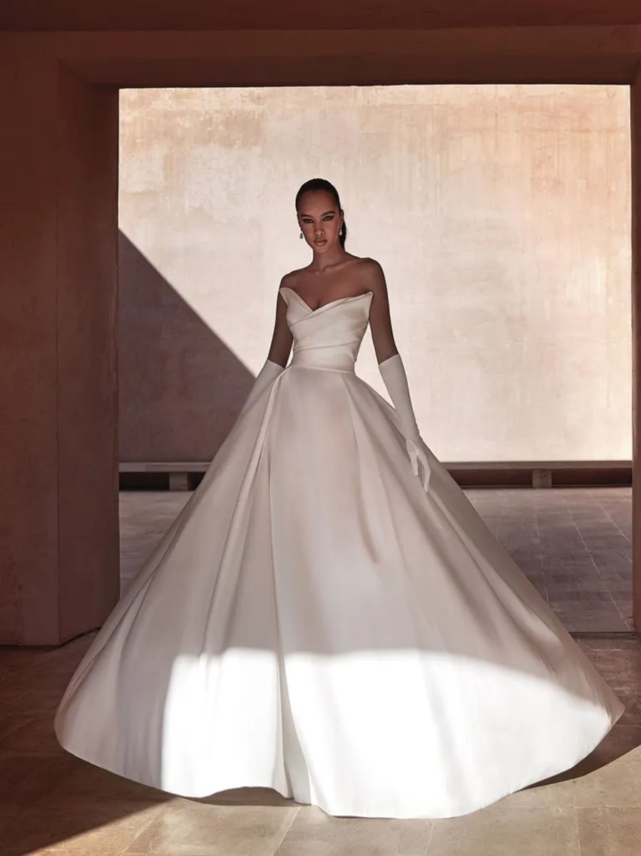 Dresses Kleinfeld Bridal Ball Gown | Simple And Architectural Mikado Ball Gown