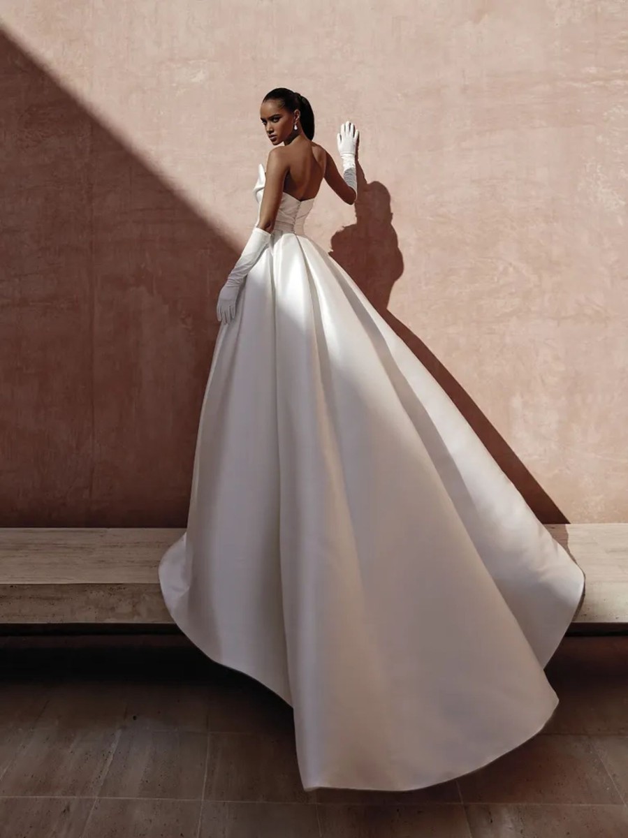 Dresses Kleinfeld Bridal Ball Gown | Simple And Architectural Mikado Ball Gown